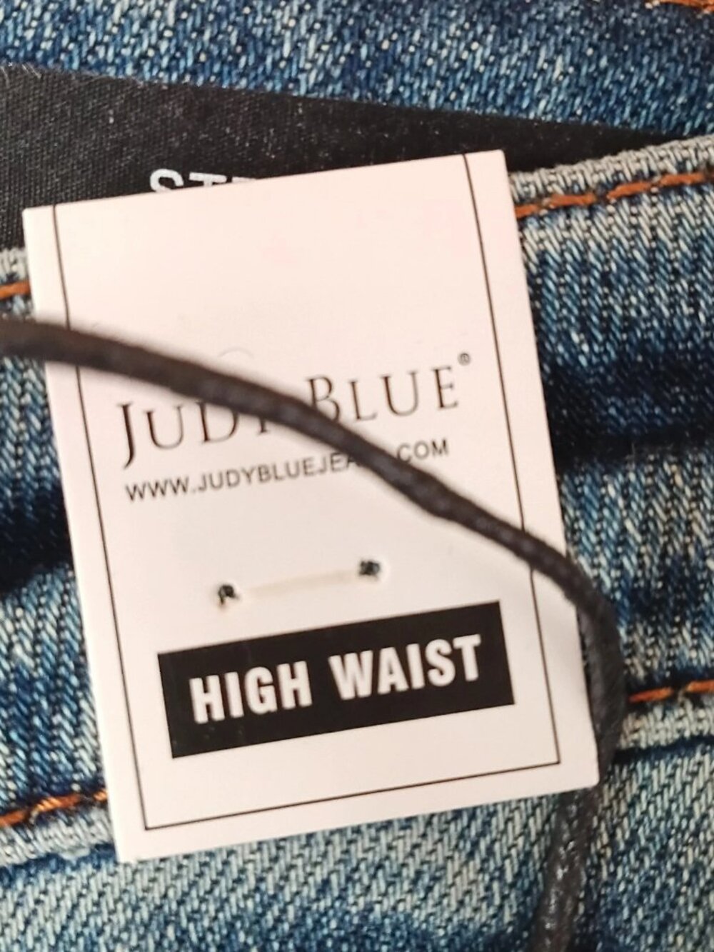 Judy Blue High Waist Jeans Size 1/25 NWT Plaid Cuff Boutique Denim - Picture 8 of 8